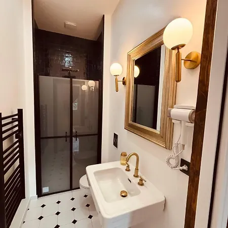 Normandy Aparthotel 4*